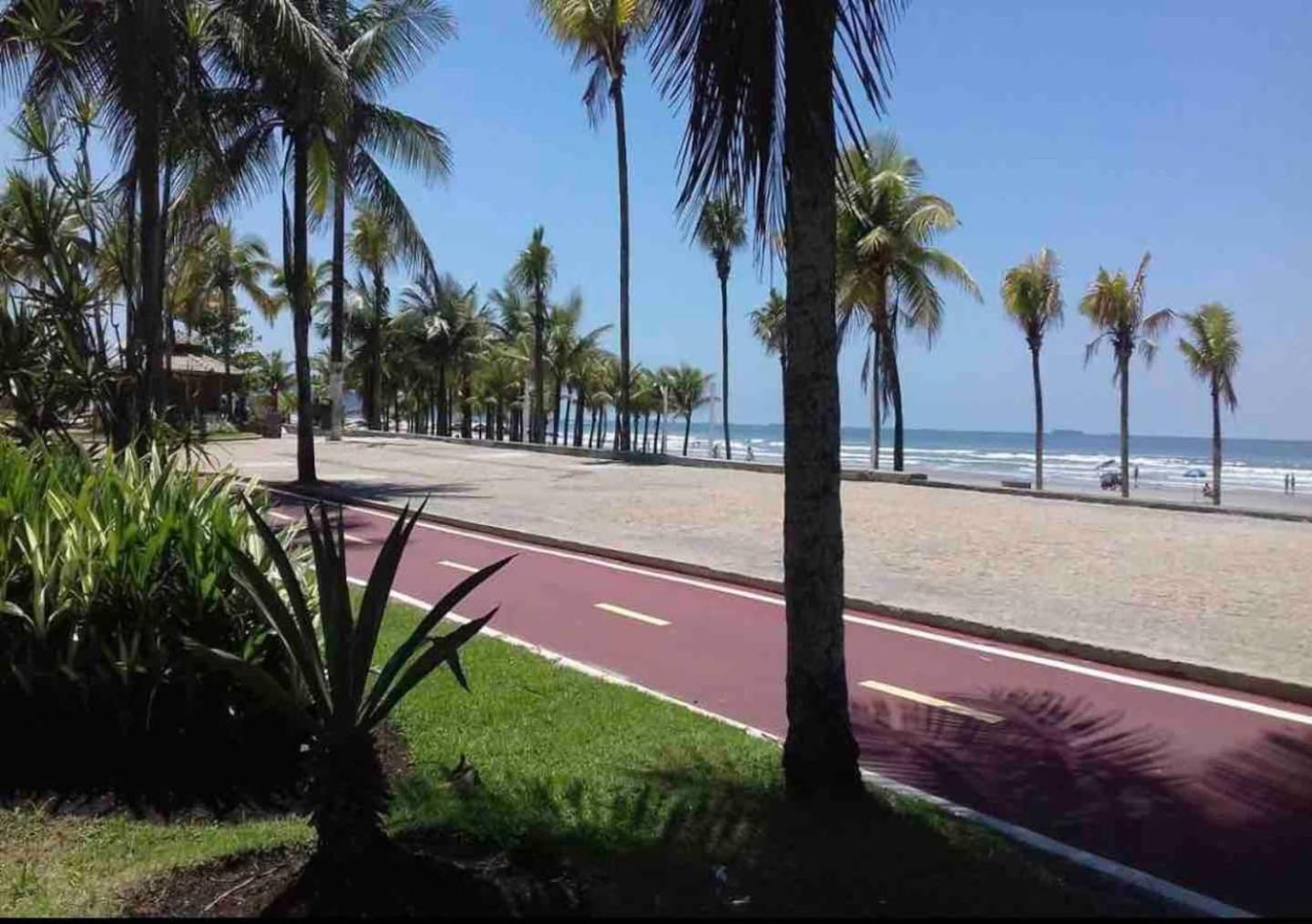Апартаменты Lindo Apto 300M Praia Da Ocian E Centro - Vista Mar- Varanda Sacada - Wi-Fi 300 Mbps - Vaga De Garagem - Acomoda Ate 6 Pessoas Прая-Гранди Экстерьер фото